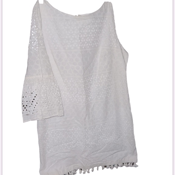 mini ultra white eyelet dress with 3/4 bell sleeves - Picture 1 of 8